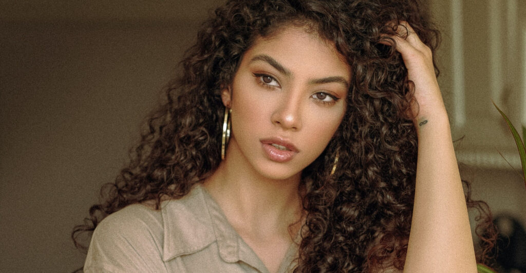 Tips-for-Curly-Hair-62c6db9eb6a1b