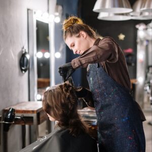 img of someone giving a haircut